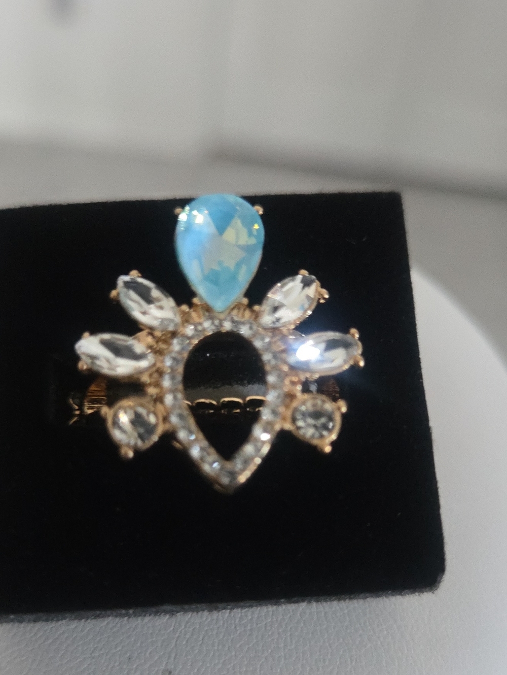 Paparazzi Heirloom Heaven Gold Ring NWT